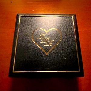 Lana Del Rey AW Necklace 16”-18 
New in box
#coquette